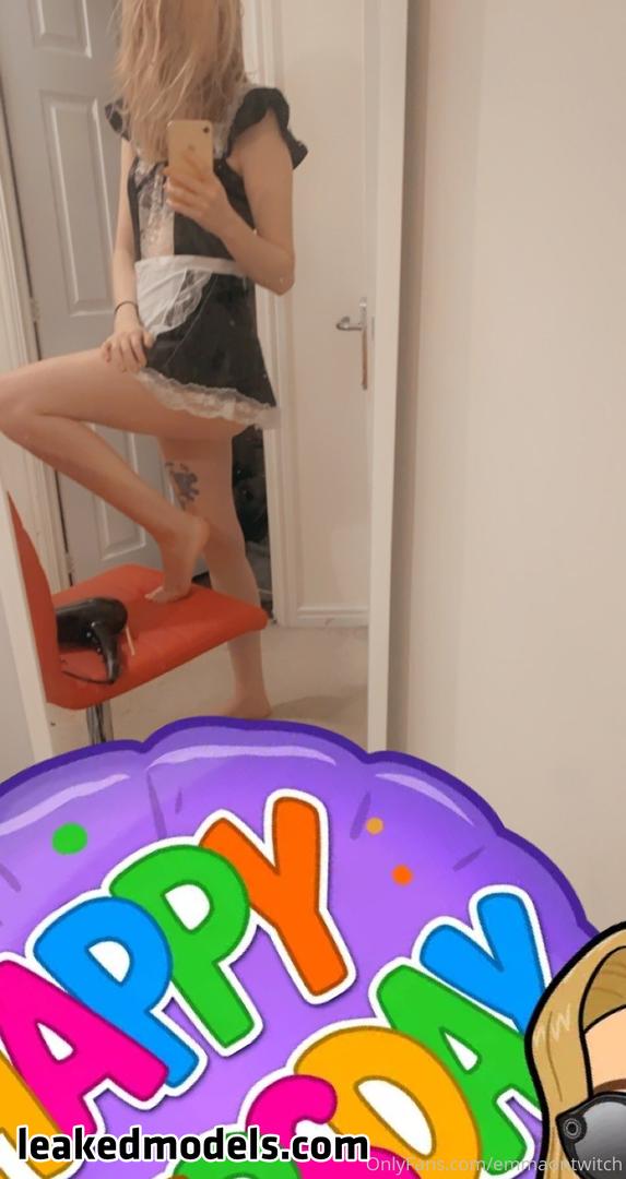 Emmaontwitch Naked 9